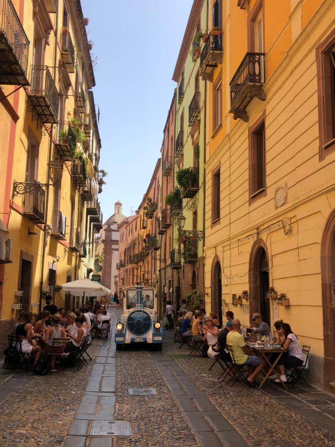 Sa Domo E Giuanne E Giuanna Bed & Breakfast บอซา ภายนอก รูปภาพ