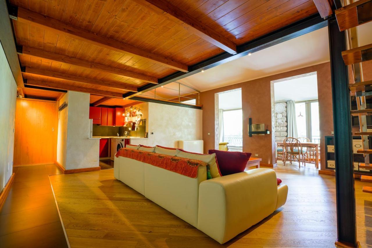 Sa Domo E Giuanne E Giuanna Bed & Breakfast บอซา ภายนอก รูปภาพ