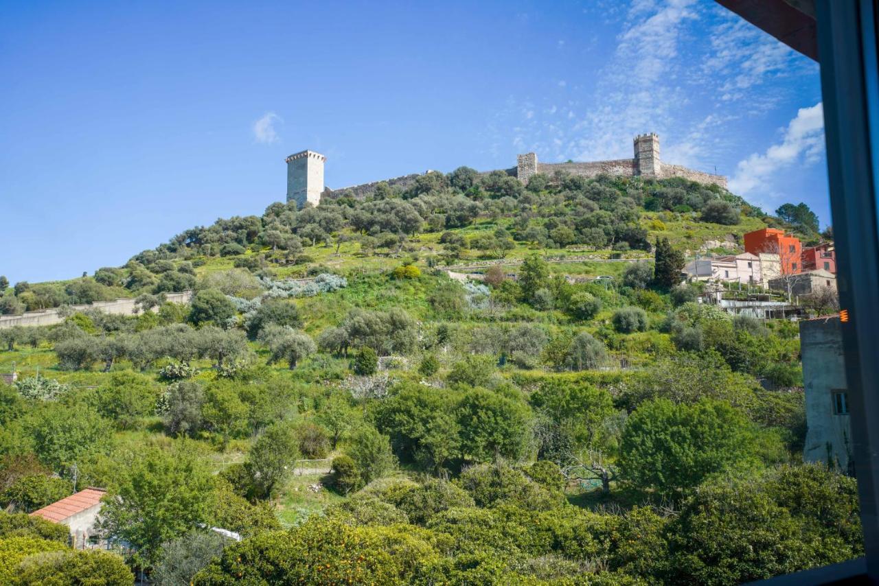 Sa Domo E Giuanne E Giuanna Bed & Breakfast บอซา ภายนอก รูปภาพ