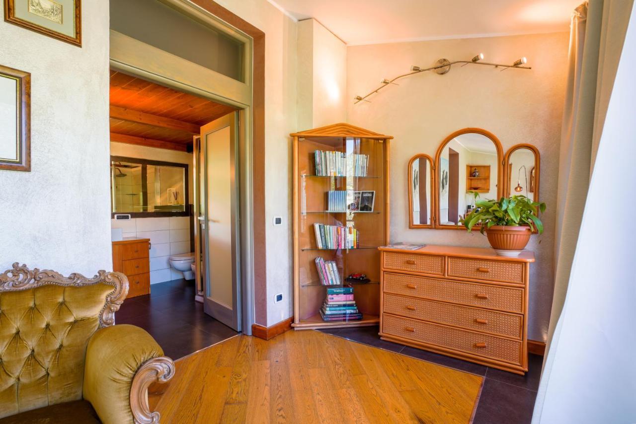 Sa Domo E Giuanne E Giuanna Bed & Breakfast บอซา ภายนอก รูปภาพ