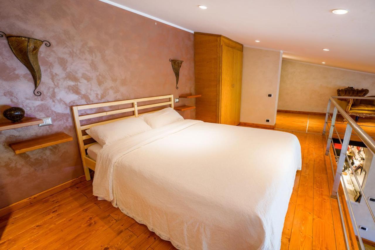 Sa Domo E Giuanne E Giuanna Bed & Breakfast บอซา ภายนอก รูปภาพ